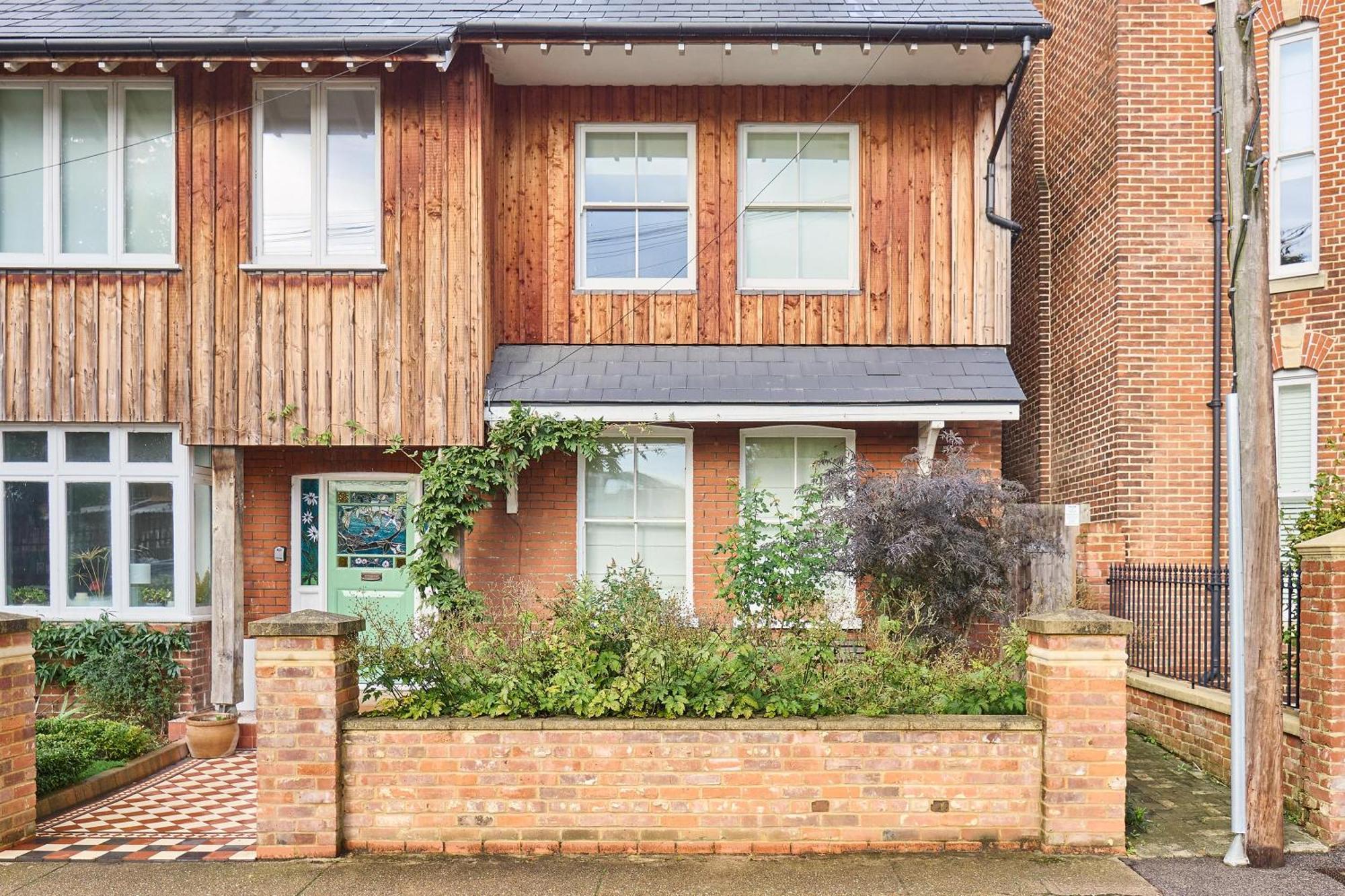 Host & - The Holiday home Canterbury